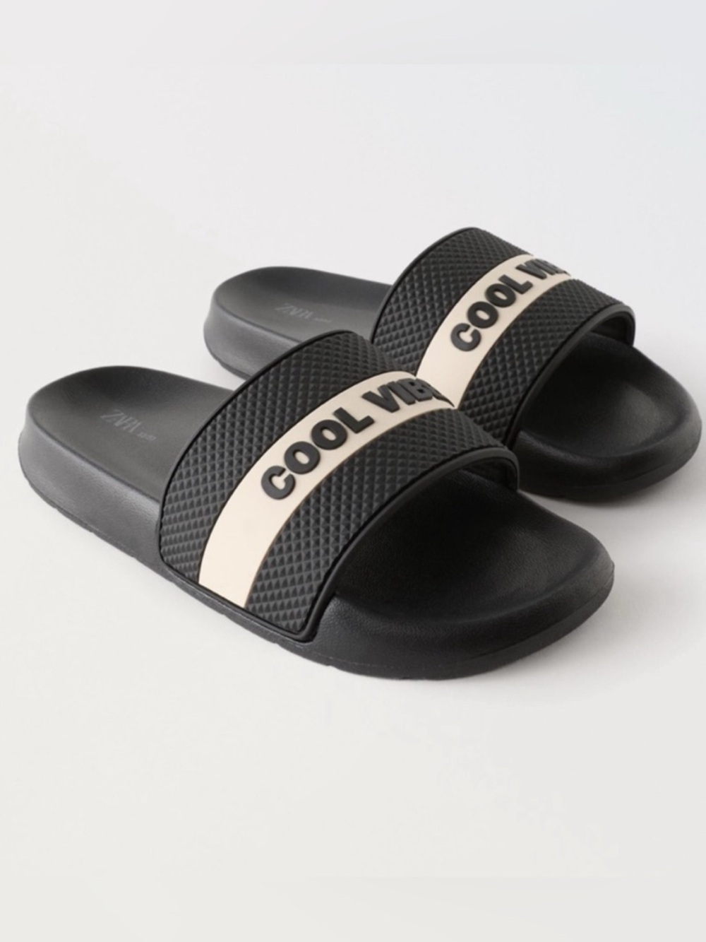 Zara Kids - Cool Vibes - Black Textured Slide Sandals